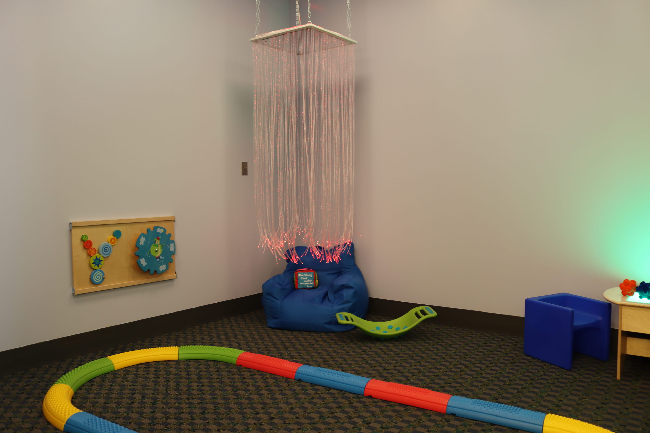 EVPL Read Sensory Room - Dimmable lights, wall mount activity panels, tactile balance beam, and more